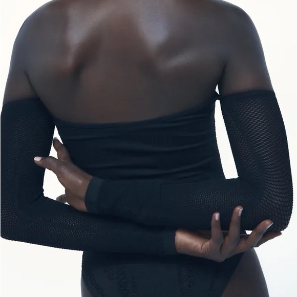 ZARA FISHNET OFF THE SHOULDER BODYSUIT - Picture 3 of 8